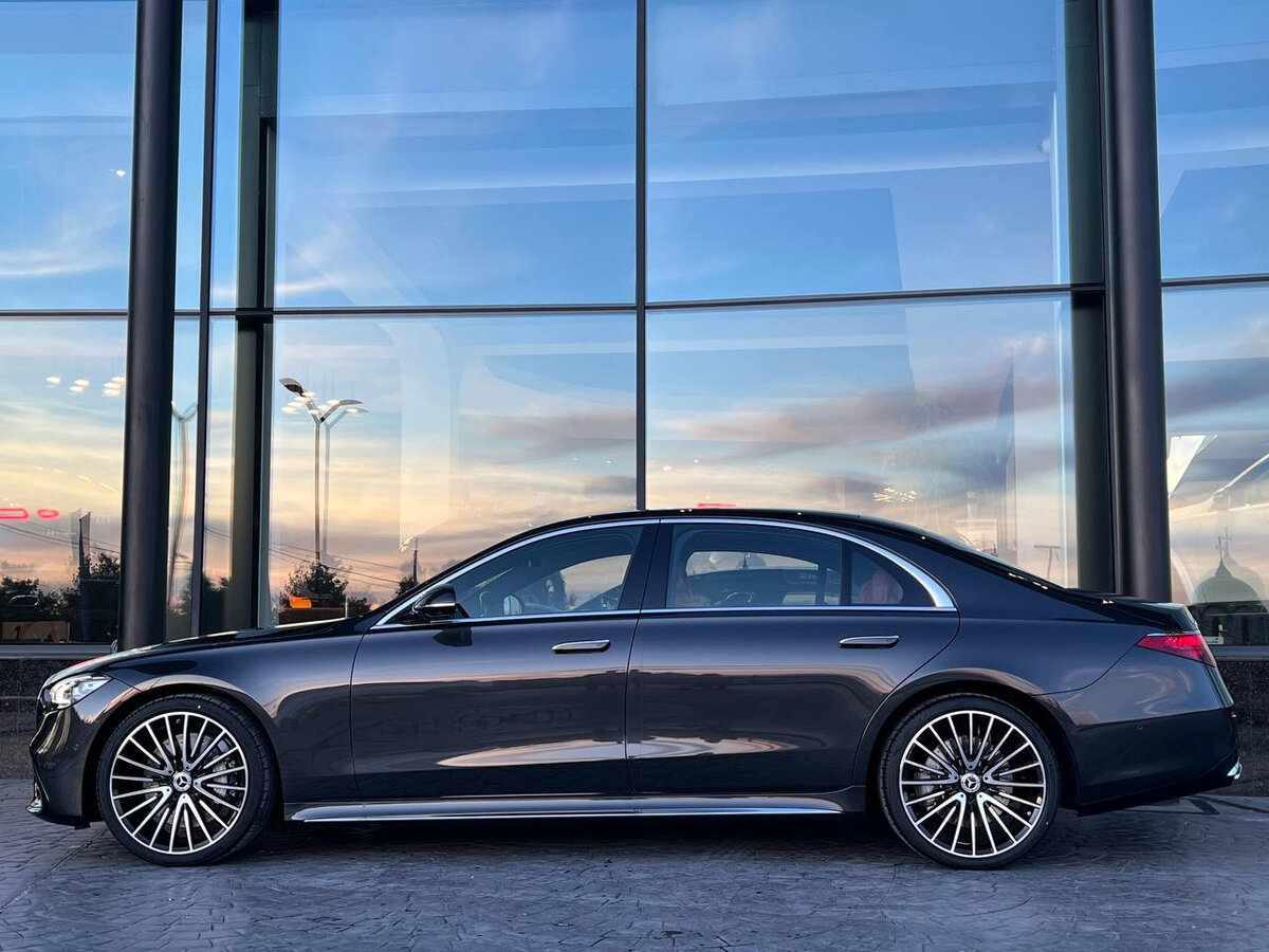 Check price and buy New Mercedes-Benz S-Class 450 Long (W223) For Sale