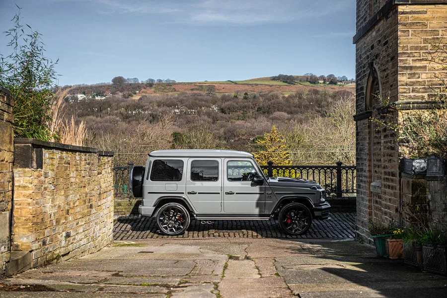 Check our price and buy Kahn Design carbon fiber body kit set for Mercedes-Benz G-class W463A