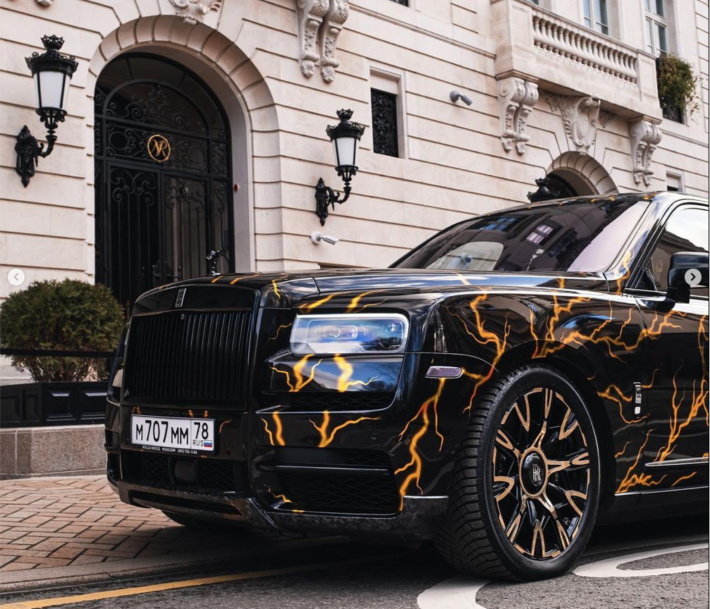 Front bumper cover Carbonado 1of 20 Carbon for Rolls Royce