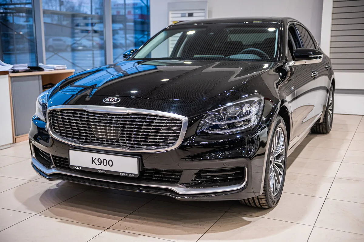 Check price and buy New Kia K900 For Sale
