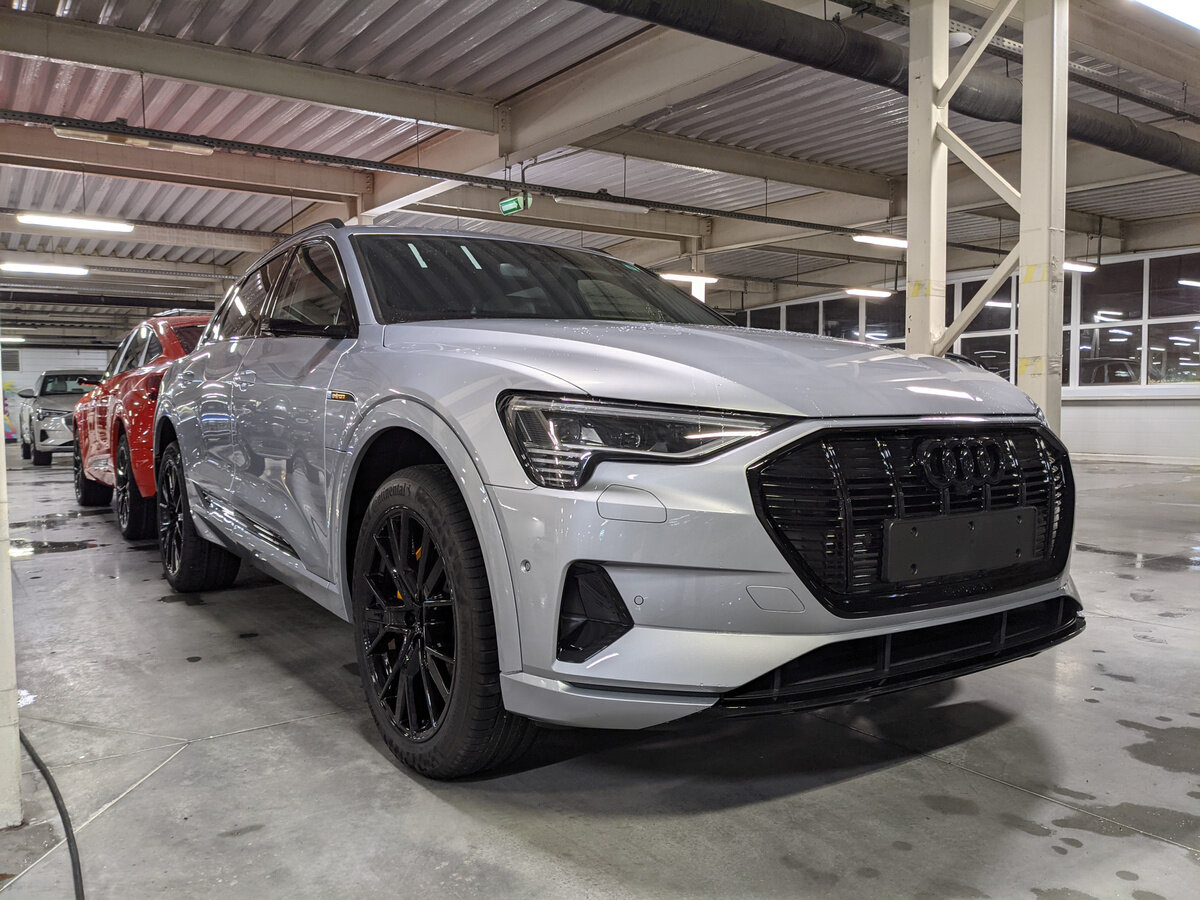 Buy New Audi E-Tron 55