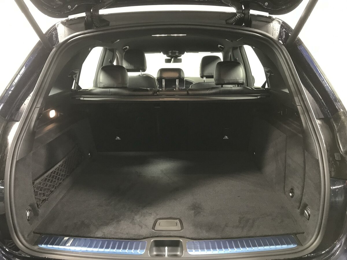 Check price and buy New Mercedes-Benz GLE 300 d (V167) For Sale