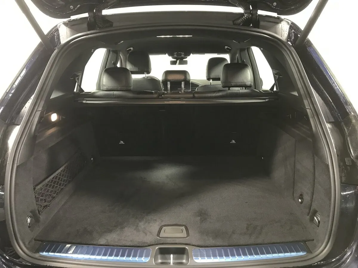 Check price and buy New Mercedes-Benz GLE 300 d (V167) For Sale