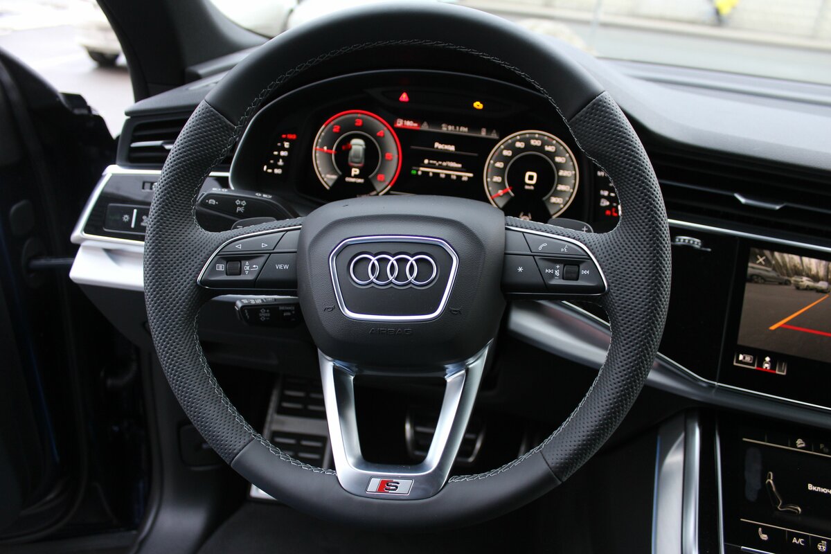 Buy New Audi Q8 45 TDI