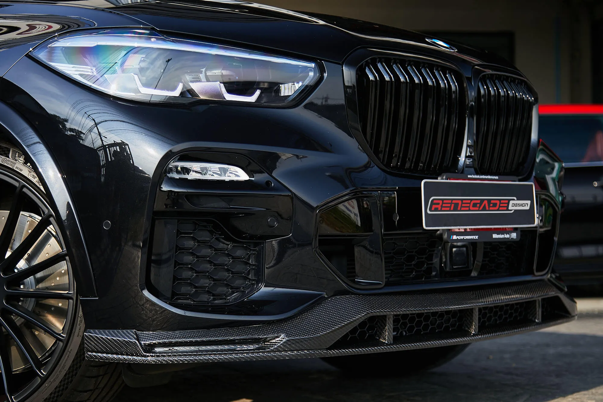 Check price and buy Renegade Design body kit for BMW X5 G05