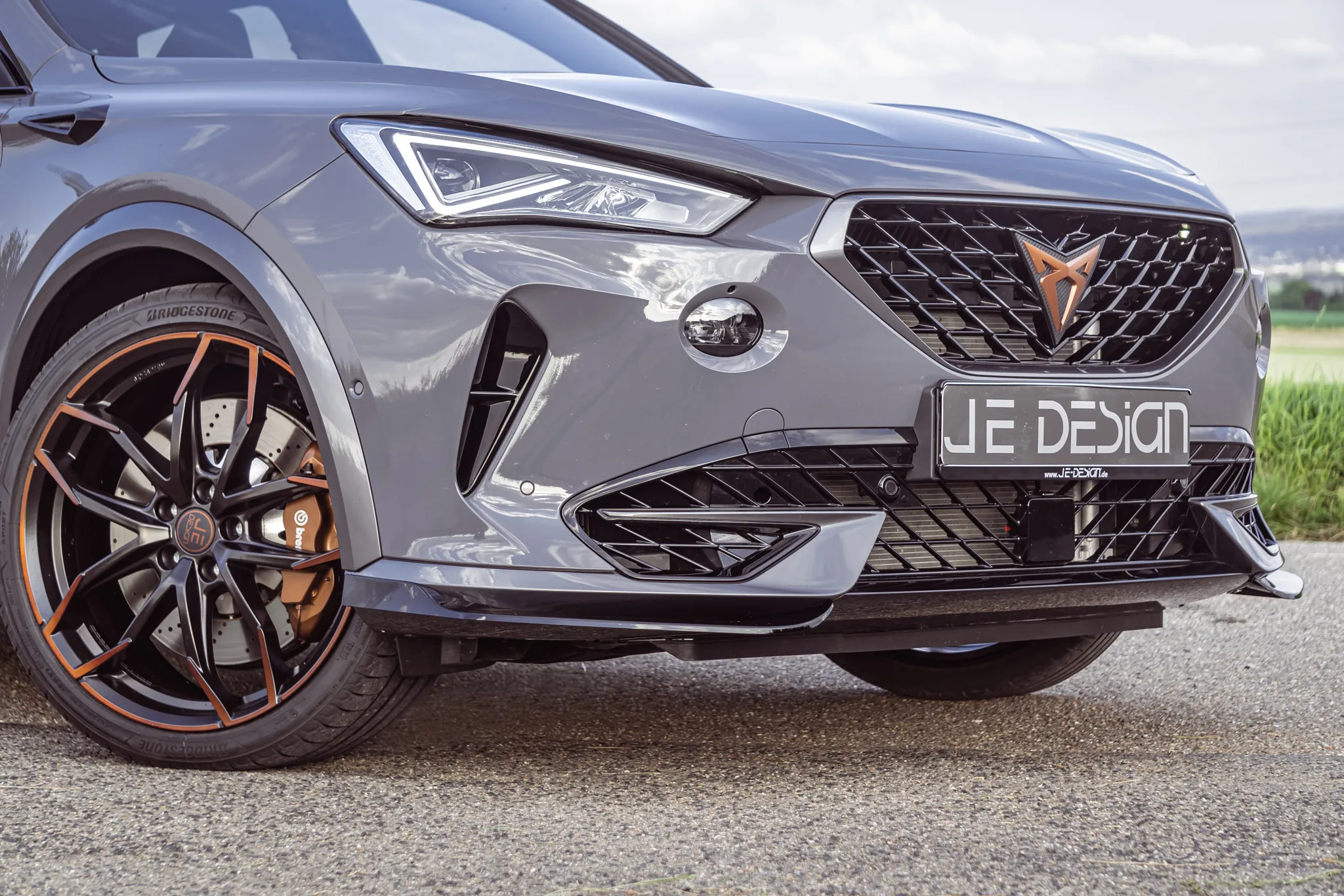 Check our price and buy JE Design body kit for Cupra Formentor KM Street Race!