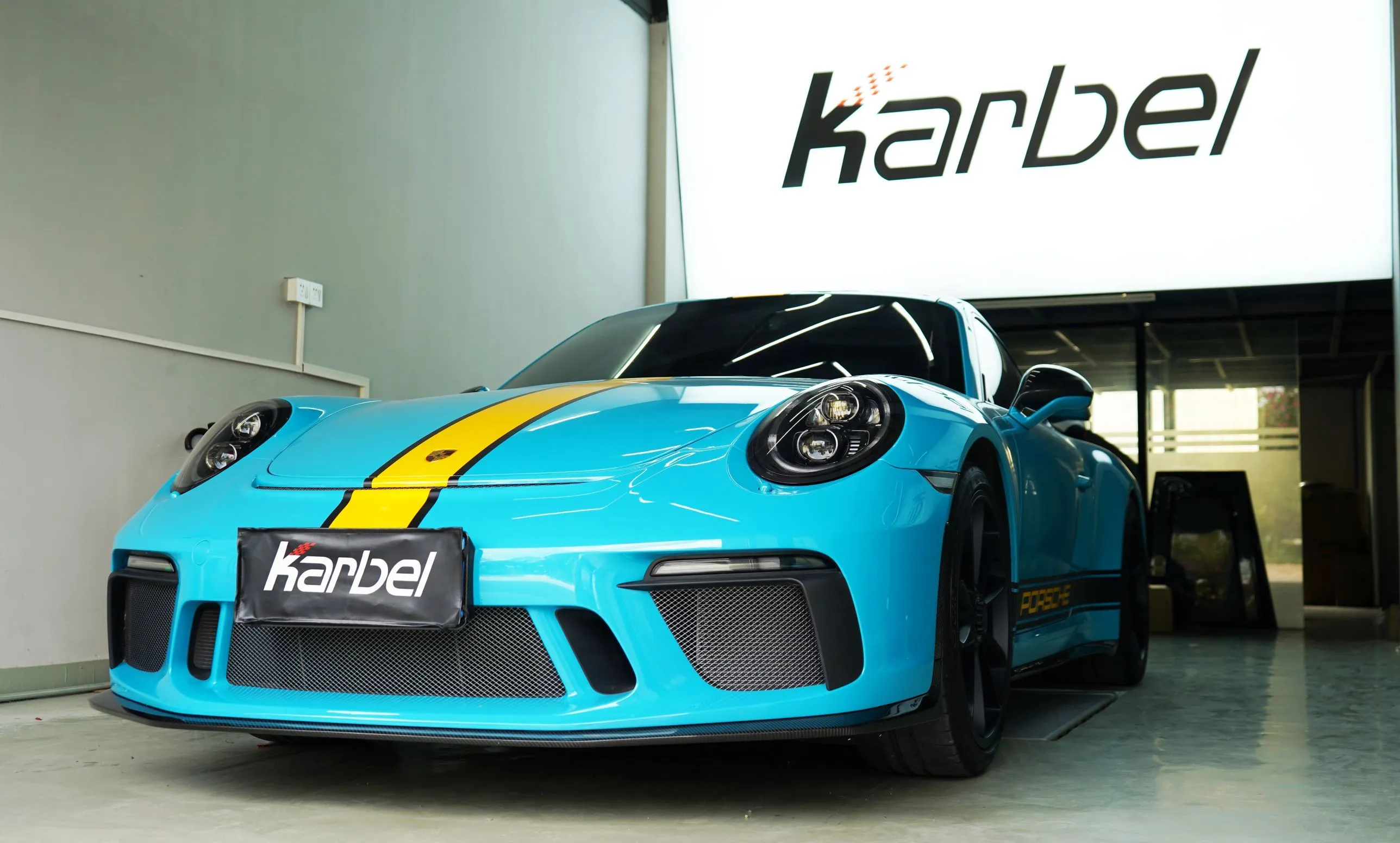Check our price and buy a Karbel Carbon Fiber Body Kit set for Porsche 911 991.2 GT3