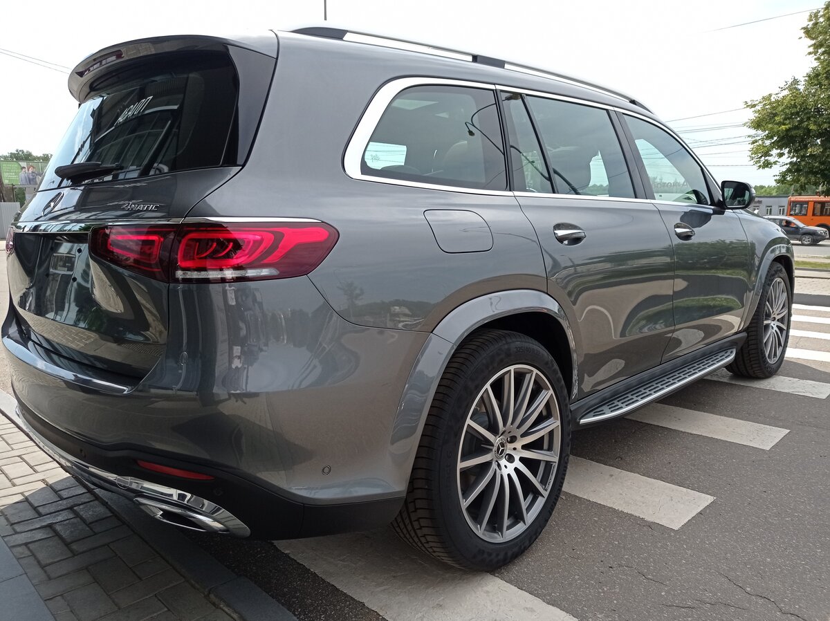 Check price and buy New Mercedes-Benz GLS 400 d (X167) For Sale