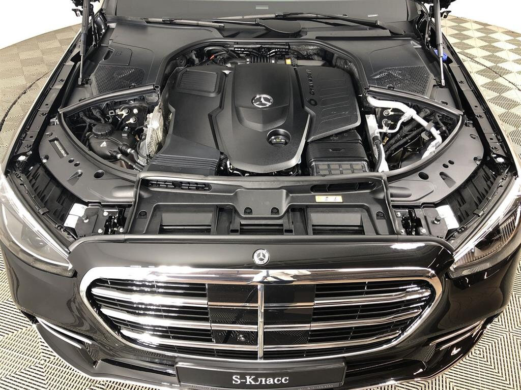 Check price and buy New Mercedes-Benz S-Class 350 d Long 4MATIC (W223) For Sale