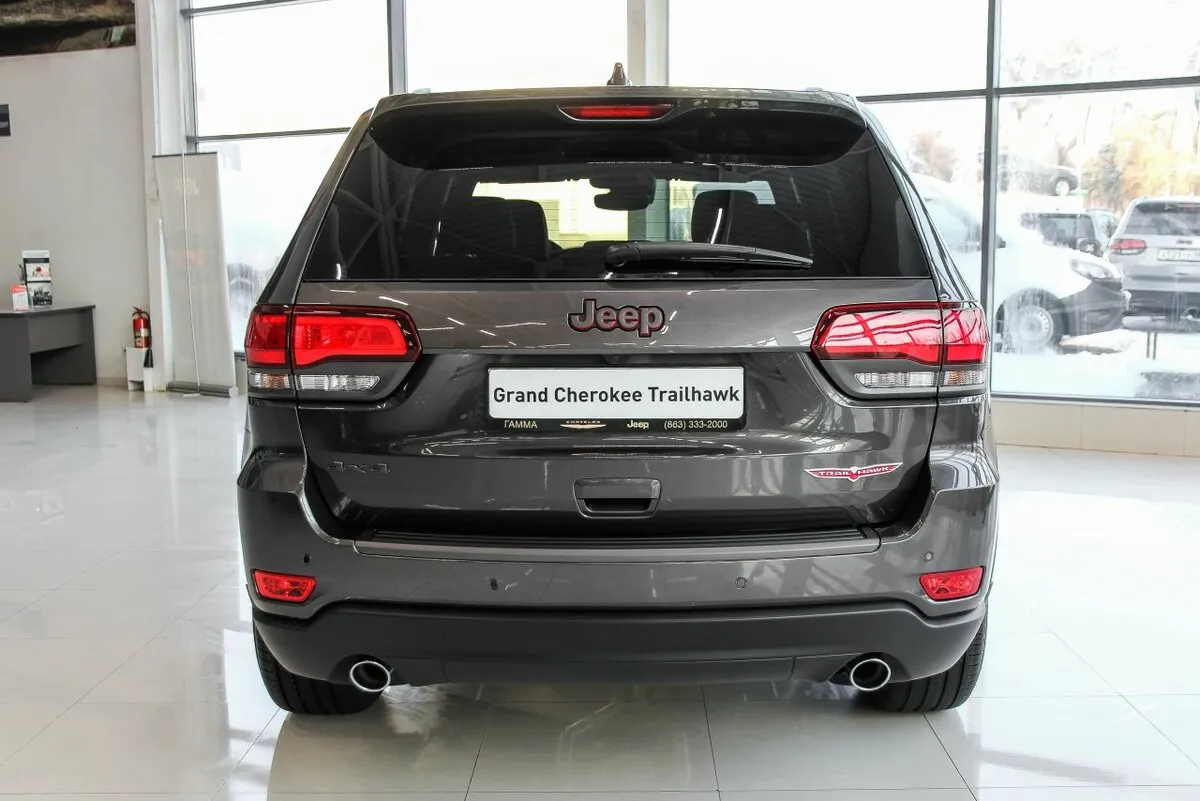 Check price and buy New Jeep Grand Cherokee (WK2) Restyling For Sale