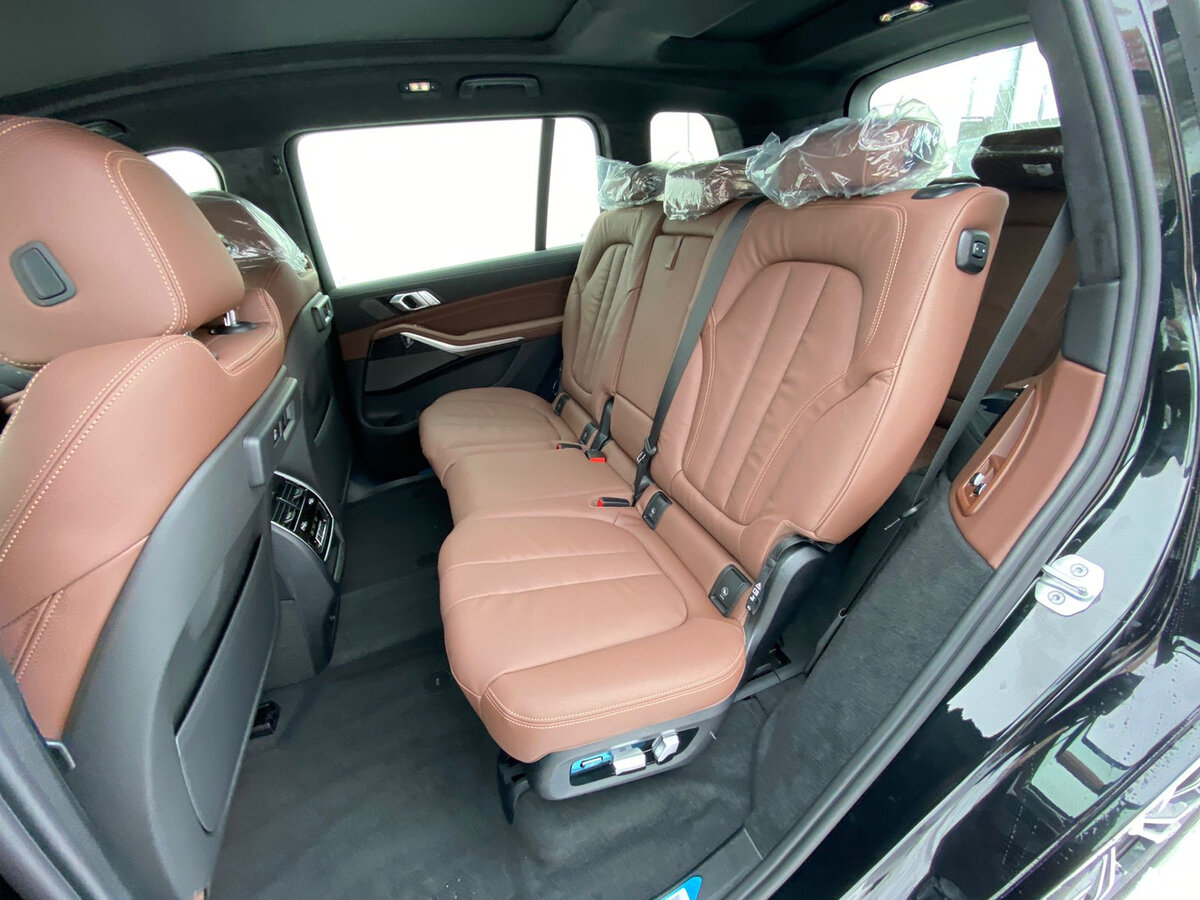 Check price and buy New BMW X7 30d (G07) For Sale