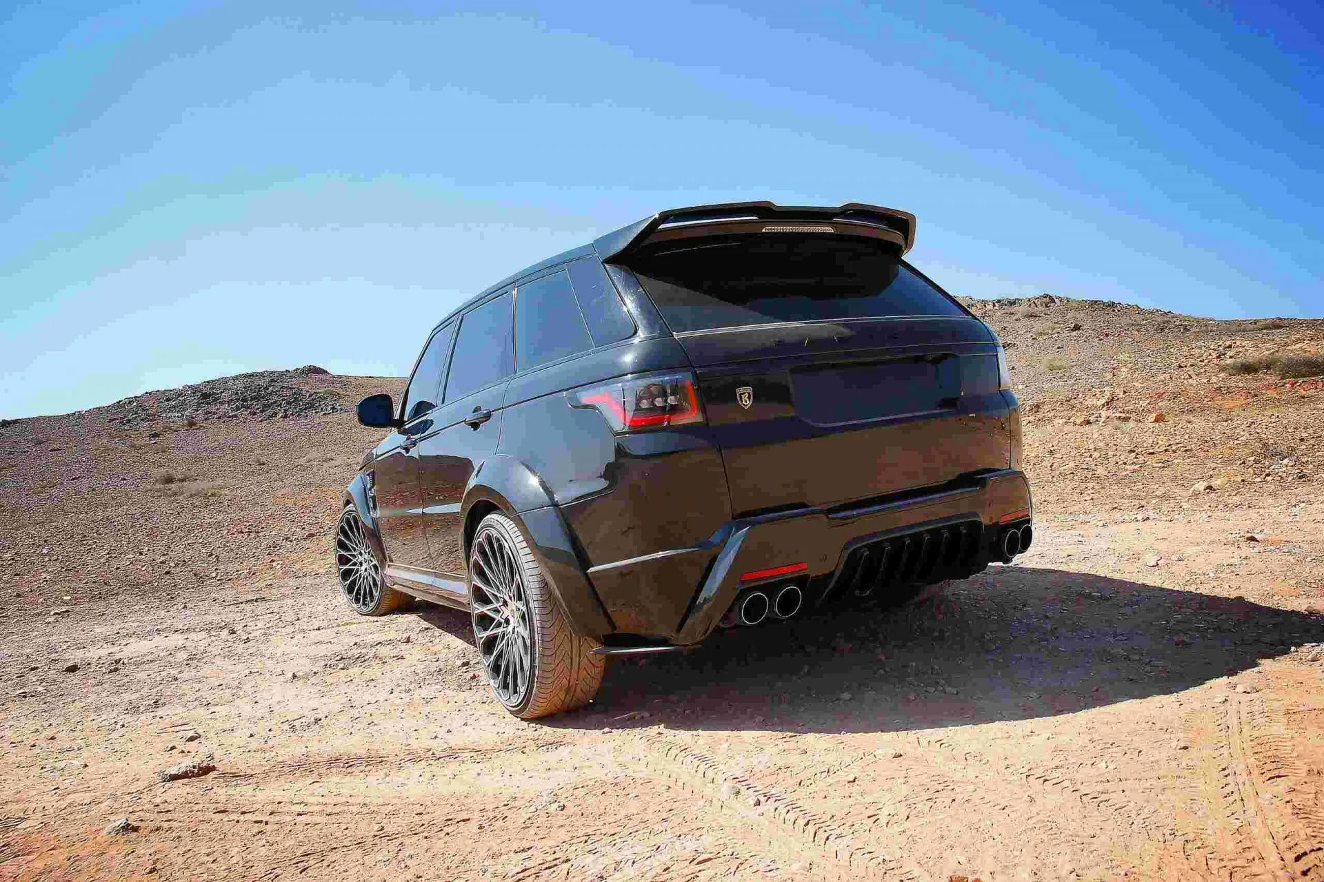 Check our price and buy Barugzai Cabaro Wide Edition body kit for Land Rover Range Rover Sport