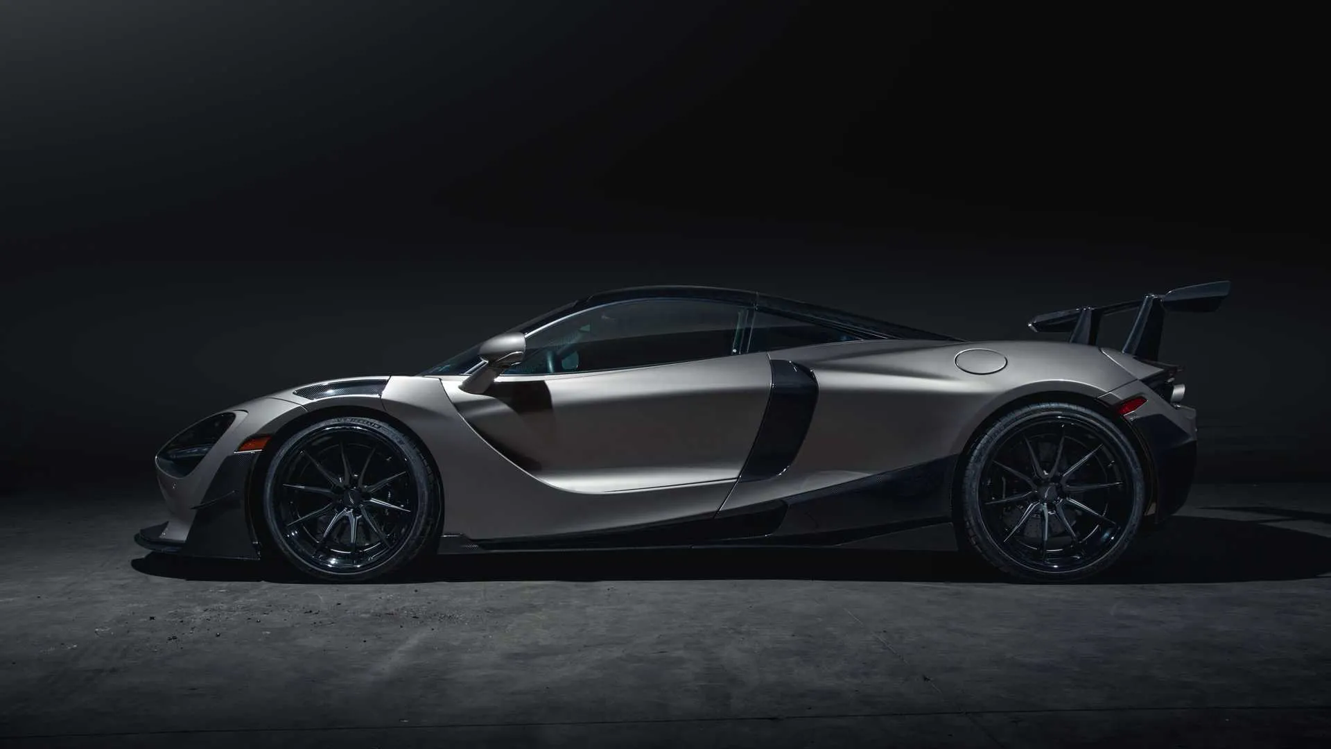 McLaren 720S Custom Body Kit by SWAE