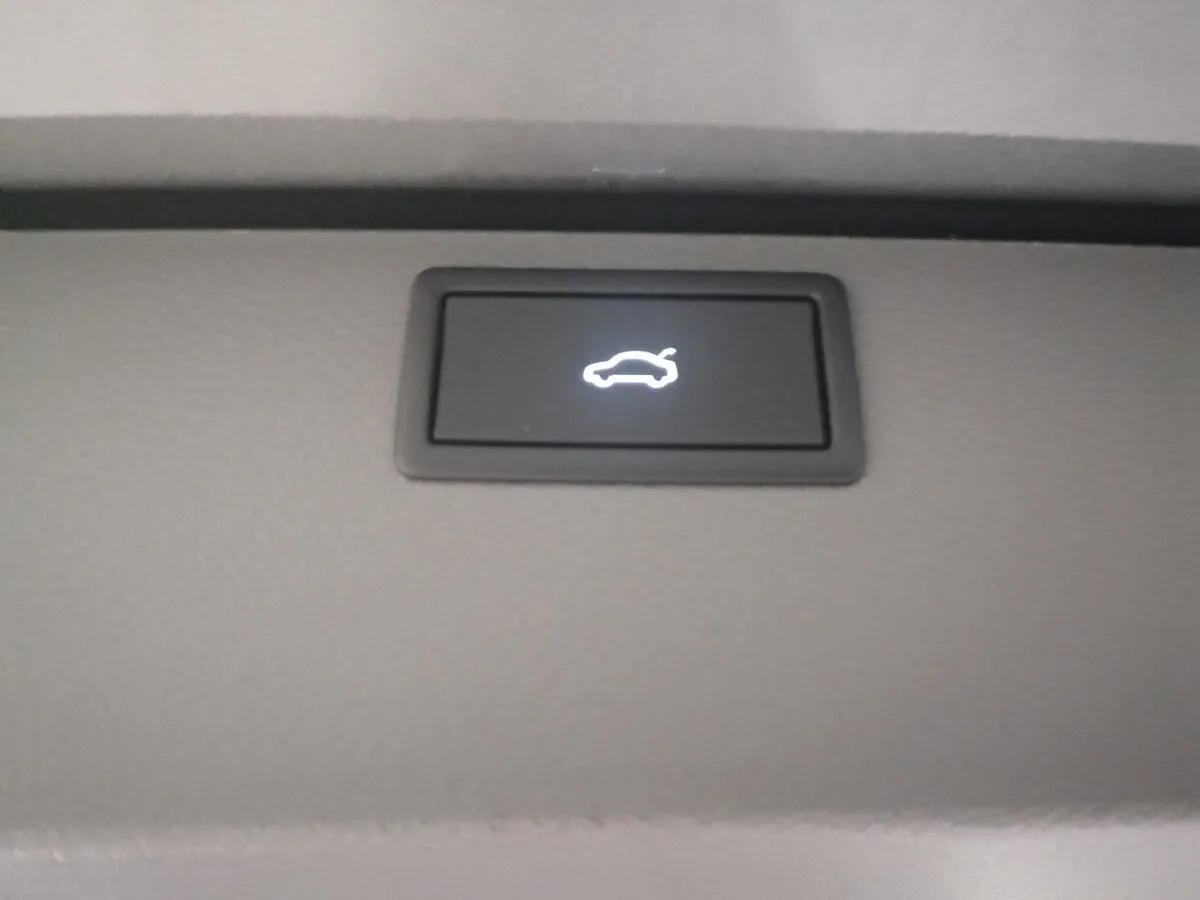 Check price and buy New Volkswagen Caravelle Long T6 Restyling For Sale