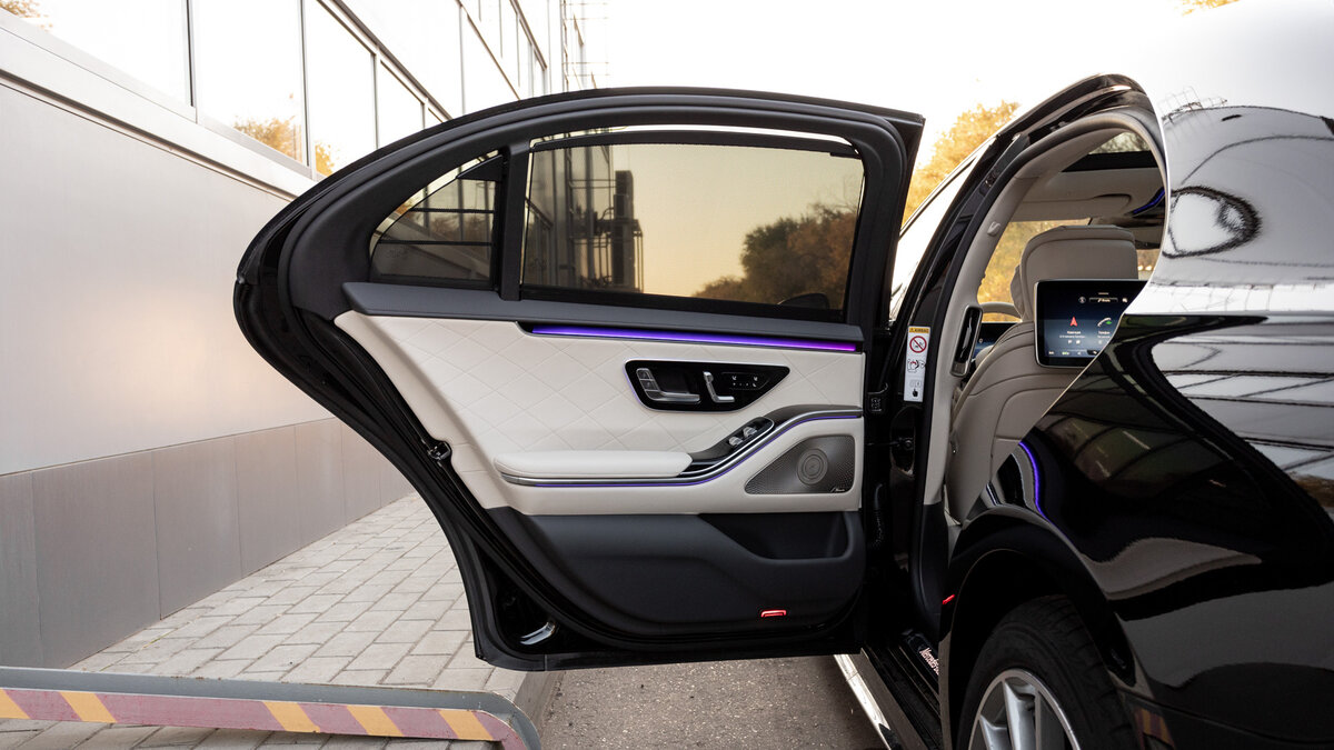 Check price and buy New Mercedes-Benz S-Class 450 Long (W223) For Sale