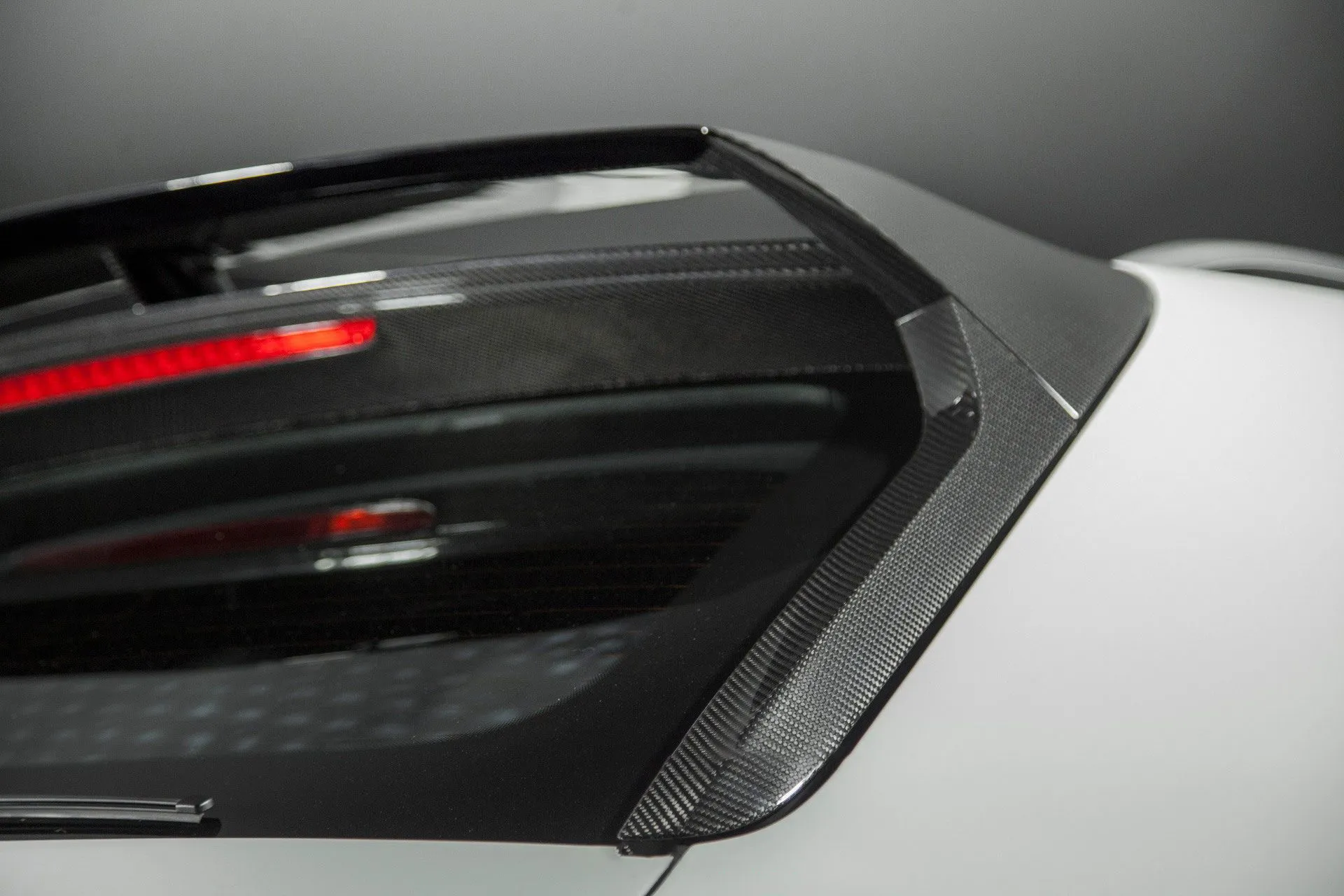 Check price and buy Carbon Fiber Body kit set for Bentley Bentayga