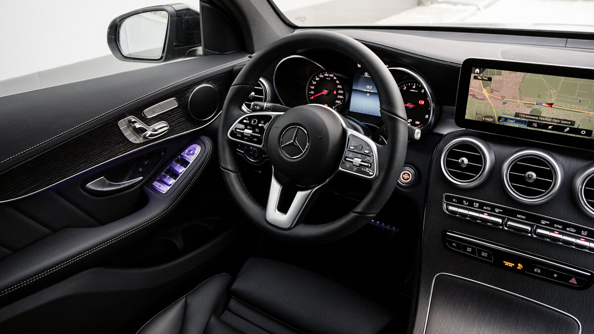 Check price and buy New Mercedes-Benz GLC Coupe 300 (C253) Restyling For Sale