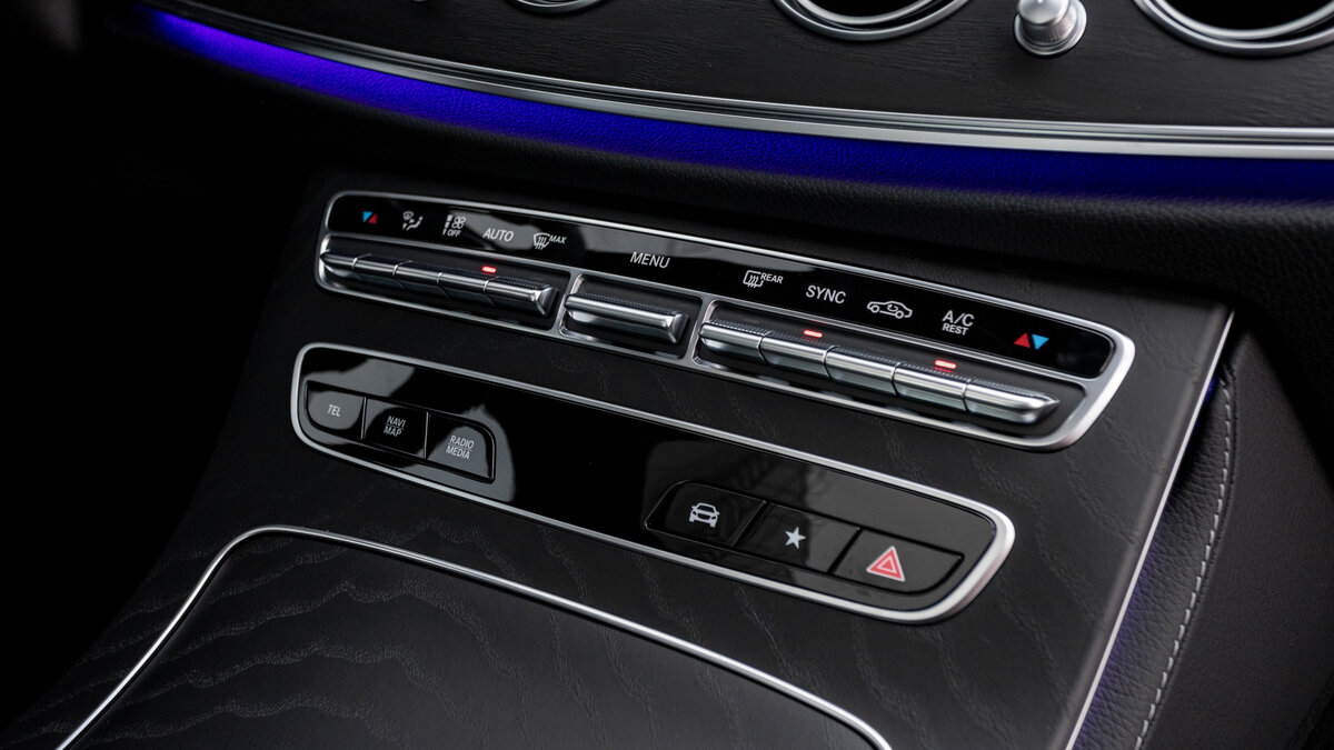 Check price and buy New Mercedes-Benz E-Class 200 (W213, S213, C238) Restyling For Sale