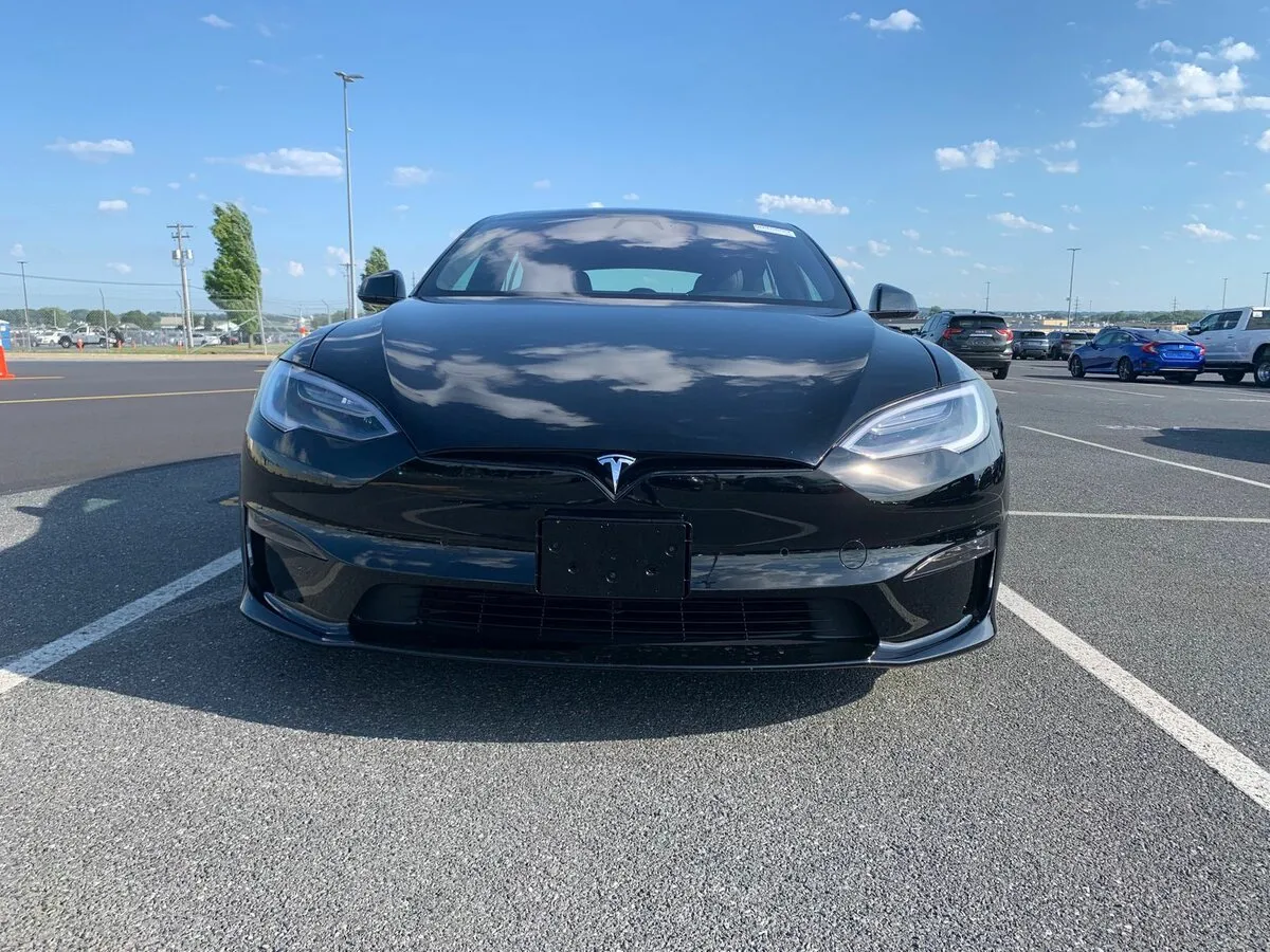 Check price and buy New Tesla Model S Plaid Restyling 2 For Sale