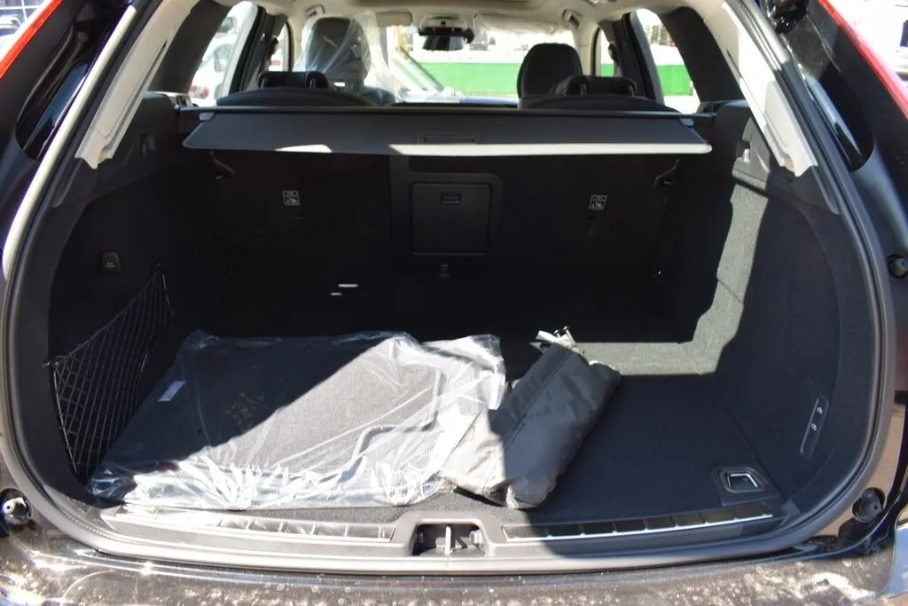 Check price and buy New Volvo XC60 For Sale