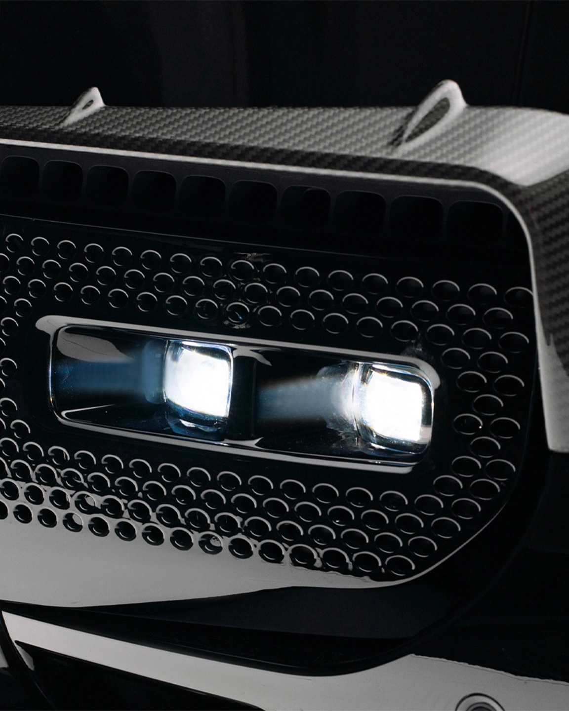 Mansory Defender 110 detail