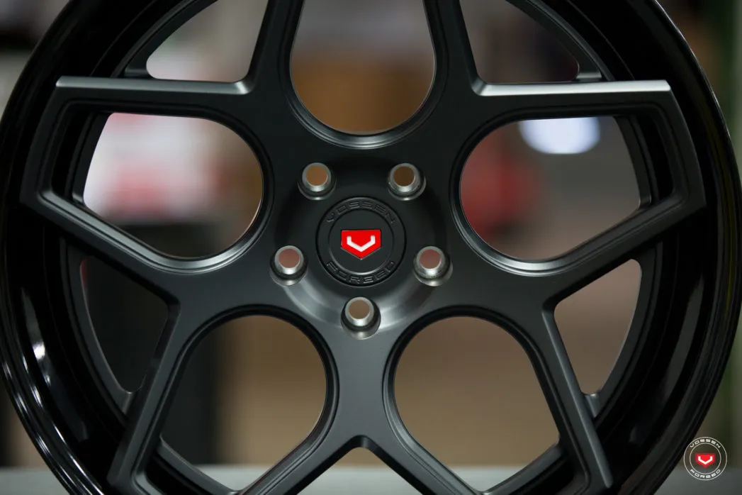 Vossen CG 205 3 PIECE 3-piece forged wheel — mounted on vehicle