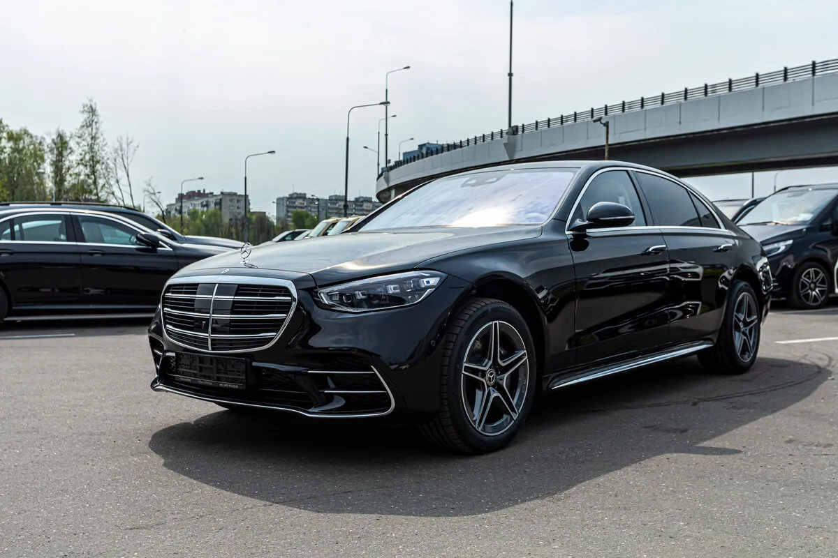 Check price and buy New Mercedes-Benz S-Class 450 Long (W223) For Sale