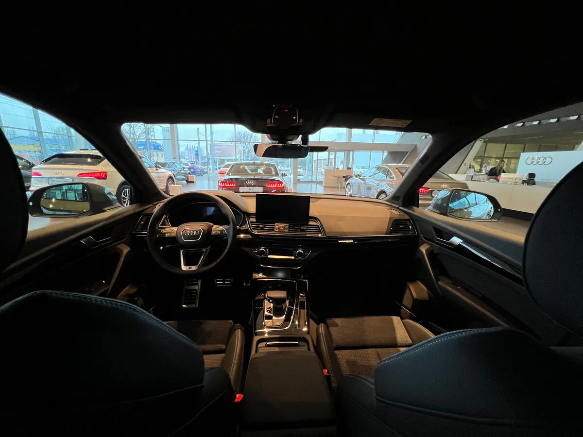 Check price and buy New Audi Q5 45 TFSI (FY) Restyling For Sale