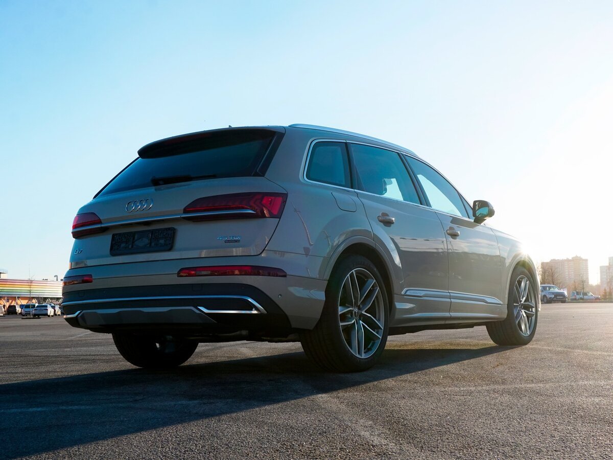 Check price and buy New Audi Q7 45 TDI (4M) Restyling For Sale