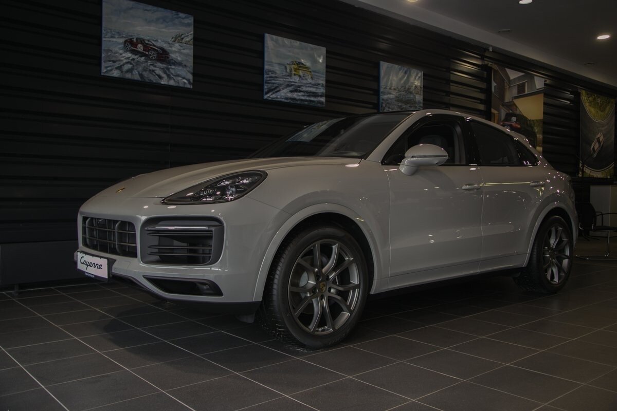 Check price and buy New Porsche Cayenne Coupé For Sale