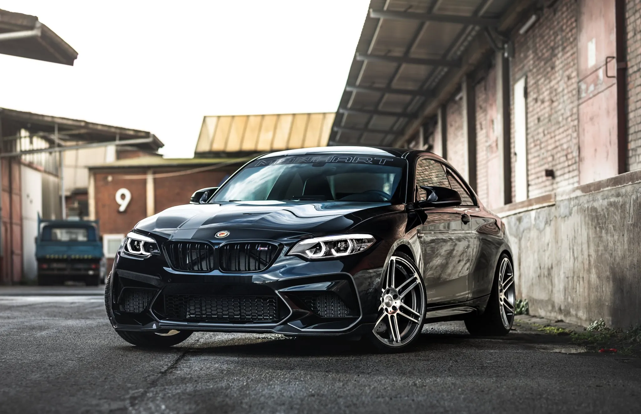Check our price and buy an Manhart carbon fiber body kit for BMW M2 F87!
