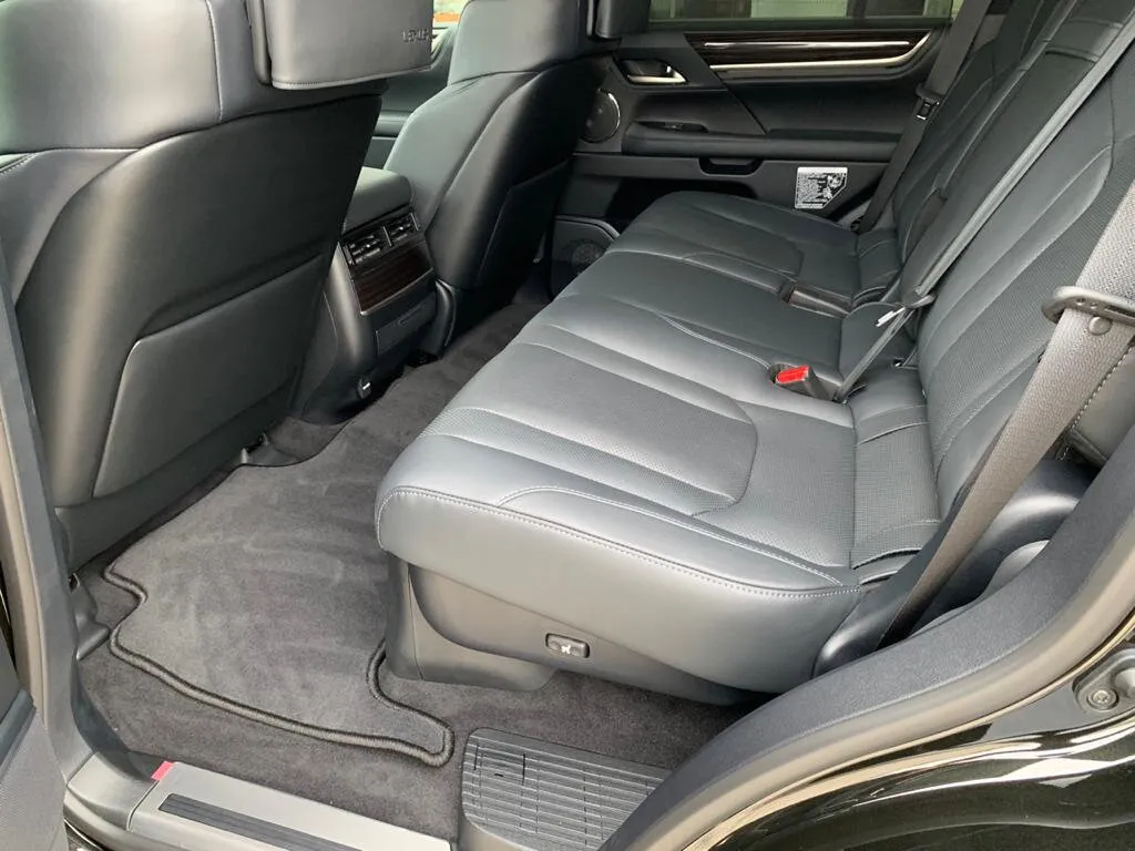 Check price and buy New Lexus LX 570 Restyling 2 For Sale