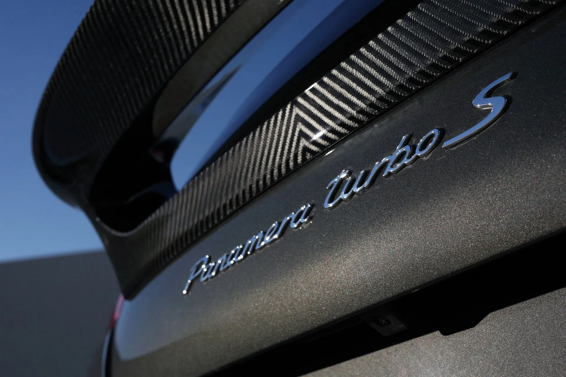 Check our price and buy Topcar Design body kit for Porsche Panamera GTR Edition
