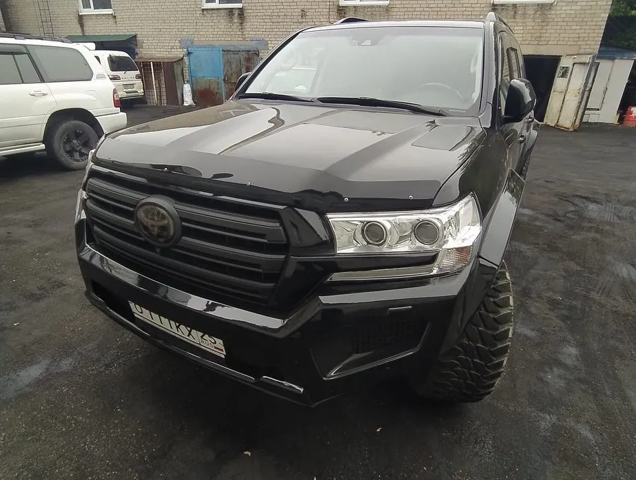 Check our price and buy Shikari body kit for Toyota Land Cruiser 200