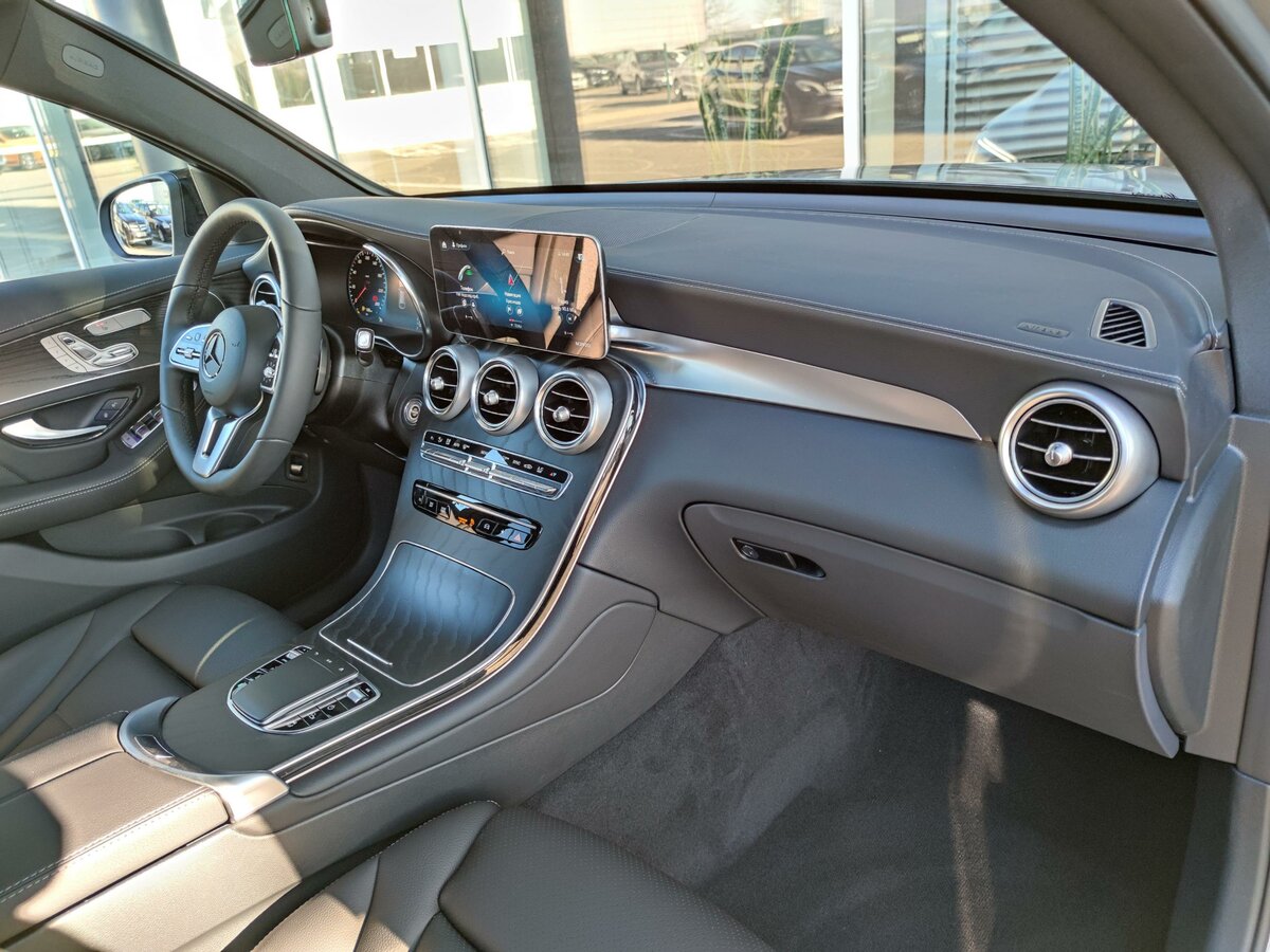 Check price and buy New Mercedes-Benz GLC Coupe 300 d (C253) Restyling For Sale