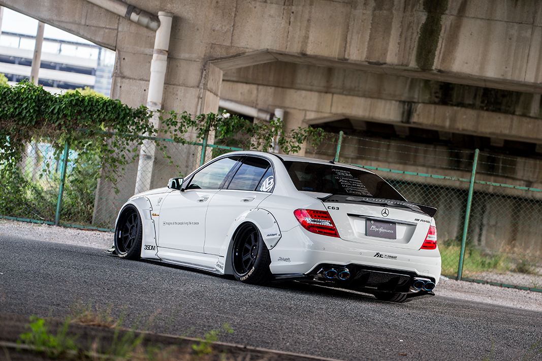 Check our price and buy Liberty Walk body kit for Mercedes Benz C-class W204!