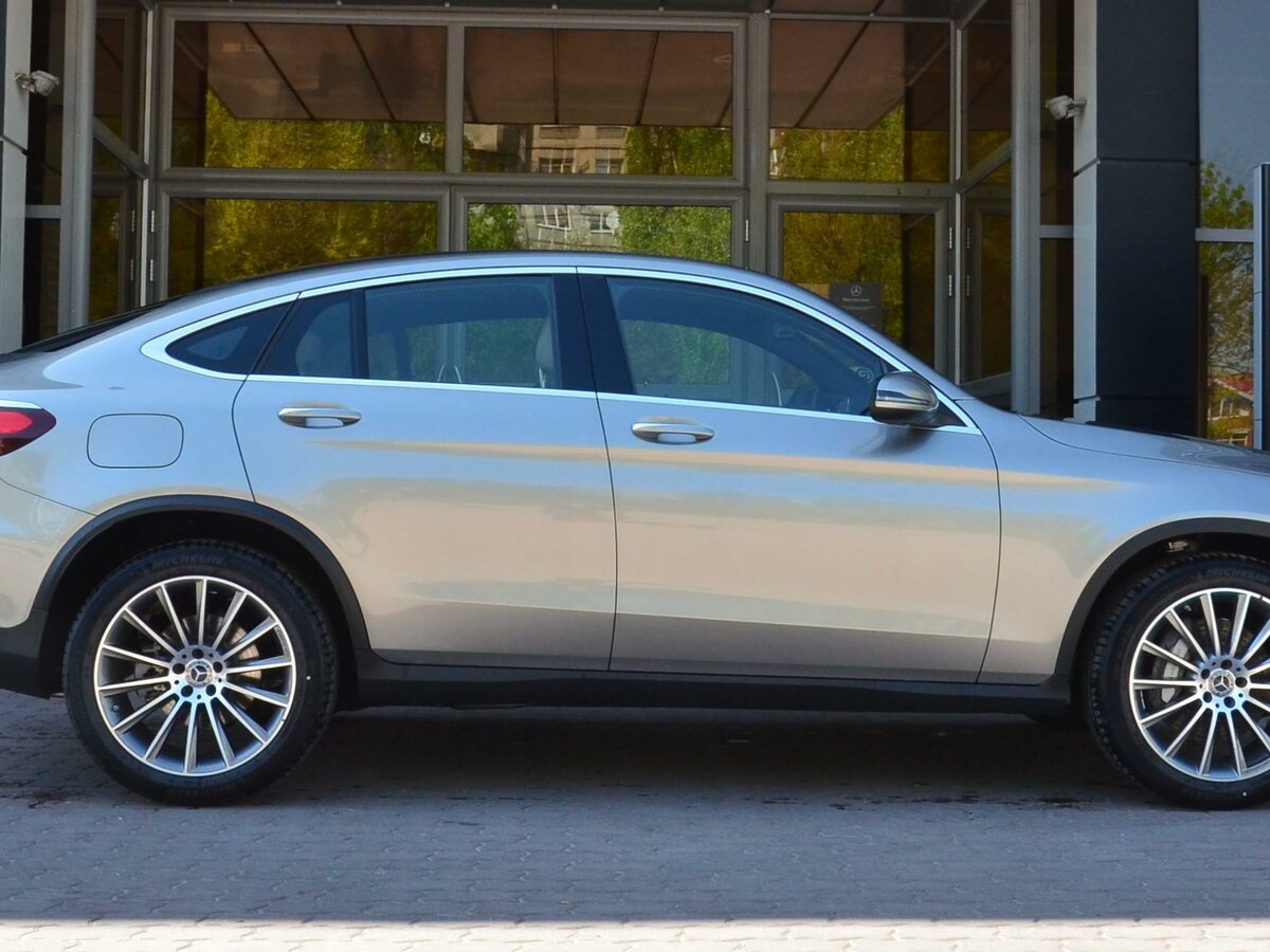 Check price and buy New Mercedes-Benz GLC Coupe 300 (C253) Restyling For Sale