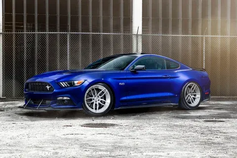 Ford Mustang 5.0 on ADV.1 ADV005 M.V2 CS Series aftermarket forged wheels — 3/4 view