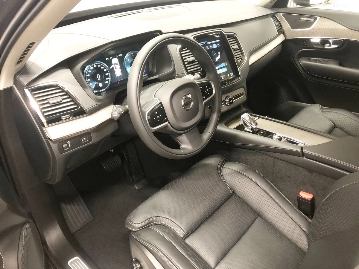 Check price and buy New Volvo XC90 Restyling For Sale