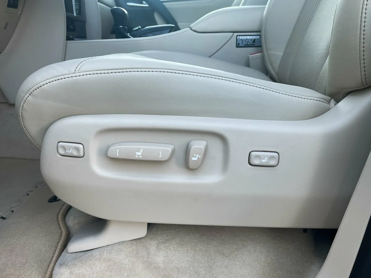 Check price and buy New Lexus LX 570 Restyling 2 For Sale