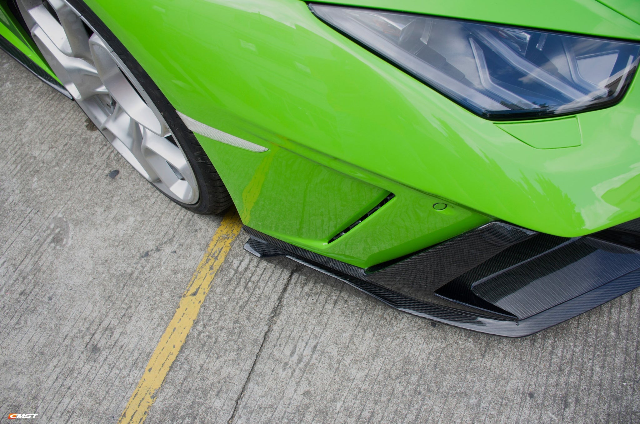 Check our price and buy CMST Carbon Fiber Body Kit set for Lamborghini Huracan LP610!