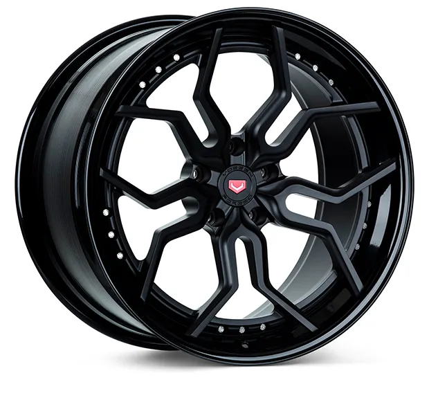 Vossen HC 3 3 PIECE 3-piece forged wheel — rear angle