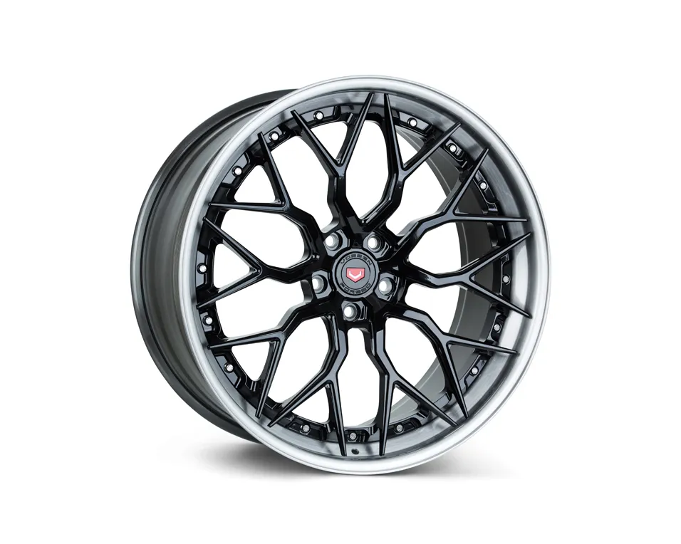 Vossen S17 01 3 PIECE 3-piece forged wheel — concave face detail