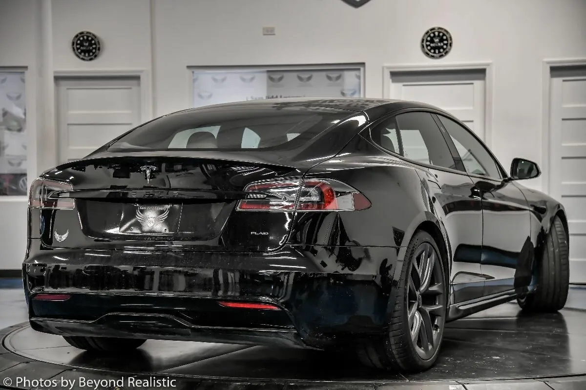 Check price and buy New Tesla Model S Plaid Restyling 2 For Sale