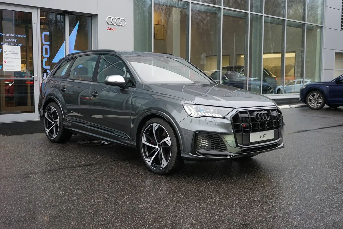 Buy New Audi SQ7 (4M)