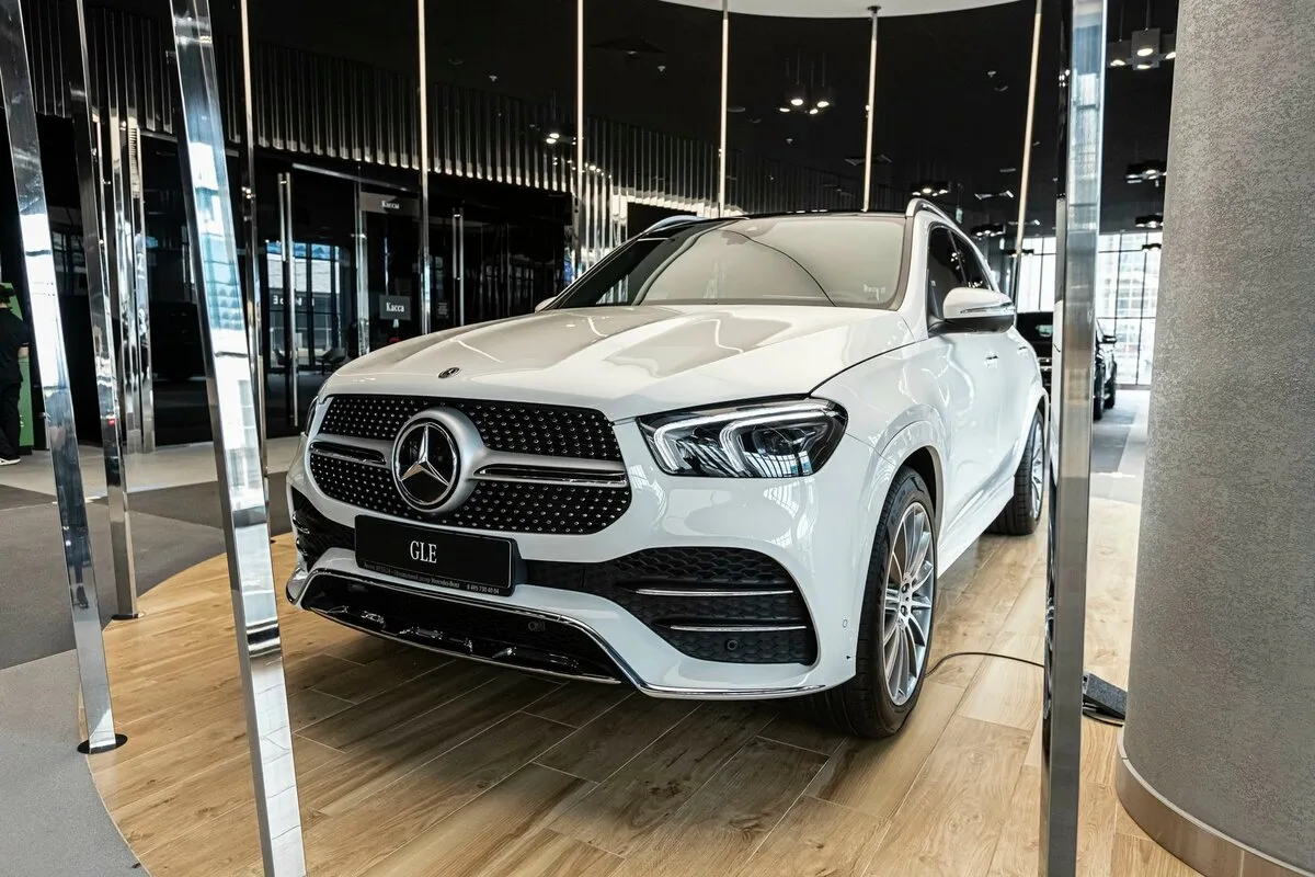 Check price and buy New Mercedes-Benz GLE 400 d (V167) For Sale