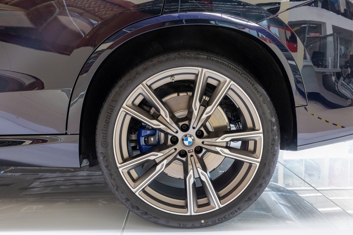 Check price and buy New BMW X5 M50d (G05) For Sale