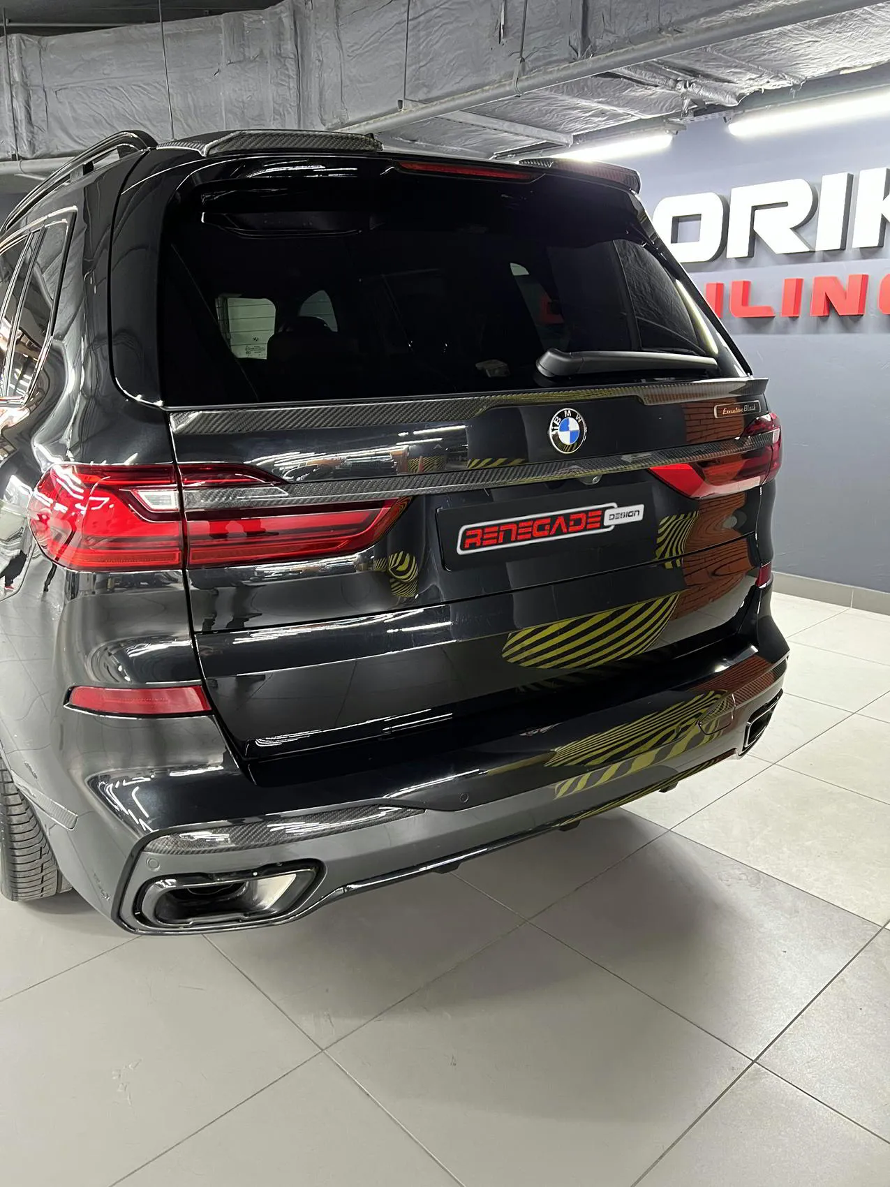 Check our price and buy Renegade Design body kit for BMW X7 G07