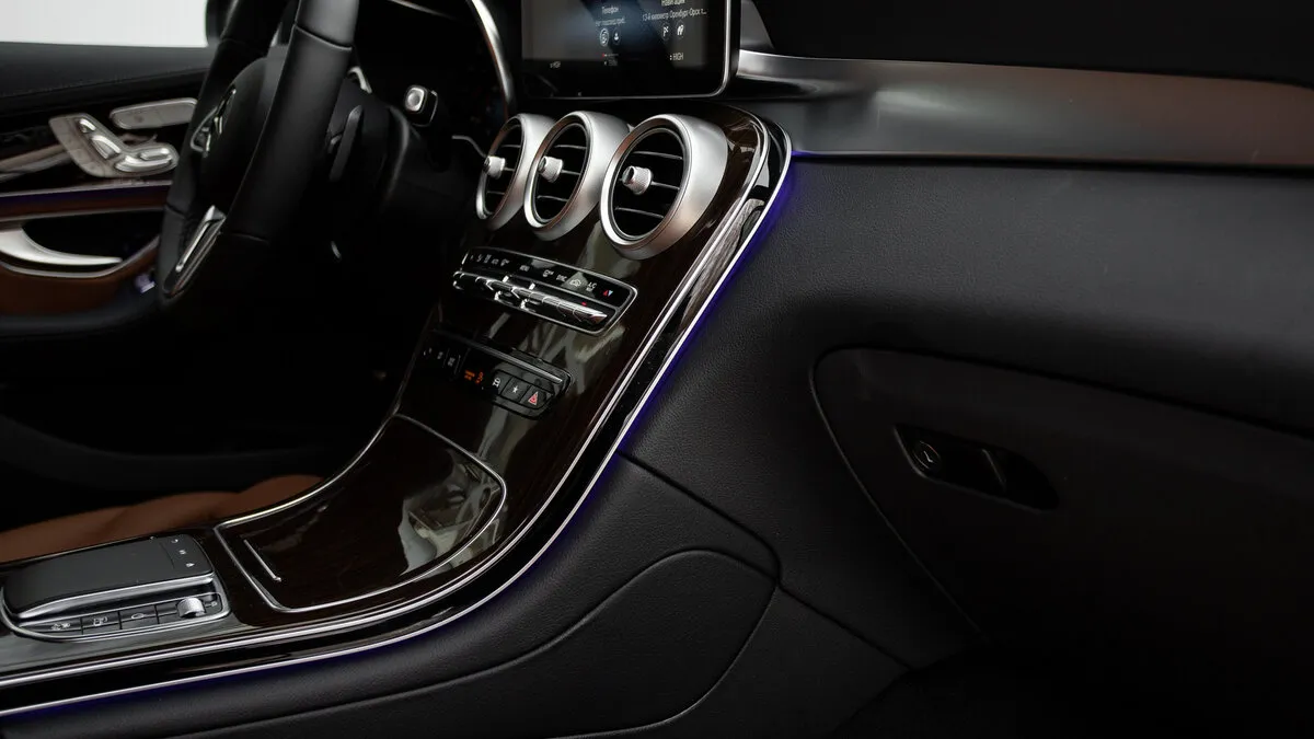 Check price and buy New Mercedes-Benz GLC Coupe 300 (C253) Restyling For Sale