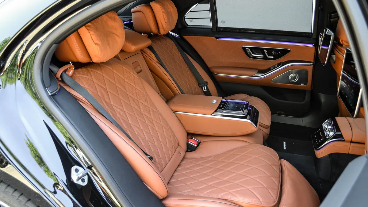 Check price and buy New Mercedes-Benz S-Class 350 d Long 4MATIC (W223) For Sale